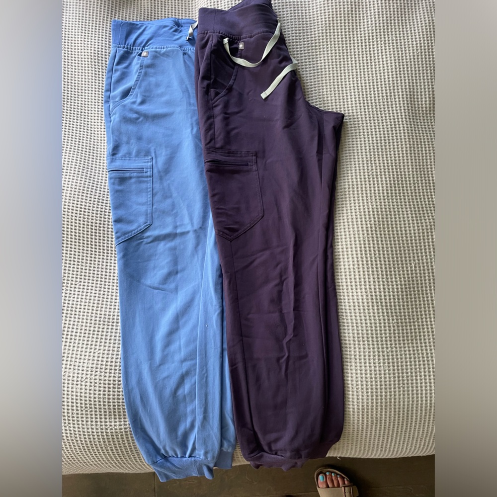 2 pairs Figs Zamora Jogger small